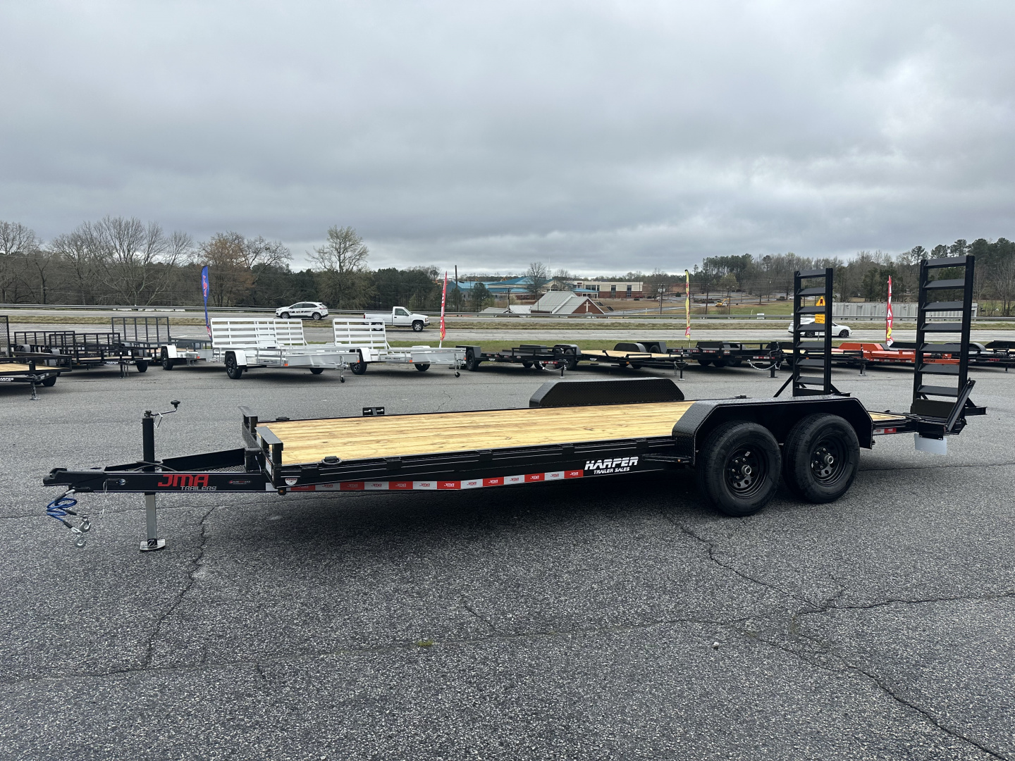 New 2026 82X20 10K EQUIPMENT HAULER WITH CHAIN MESH BOX AND RUB RAIL