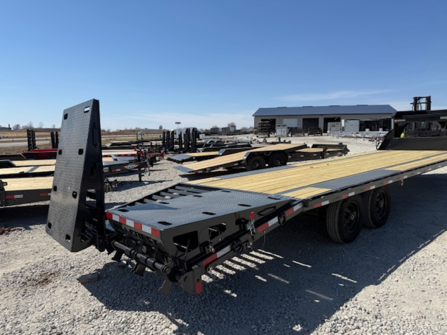 New 2026 Hillcrest 102"x35'+5' 15.9k Gooseneck Hotshot Deckover Trailer