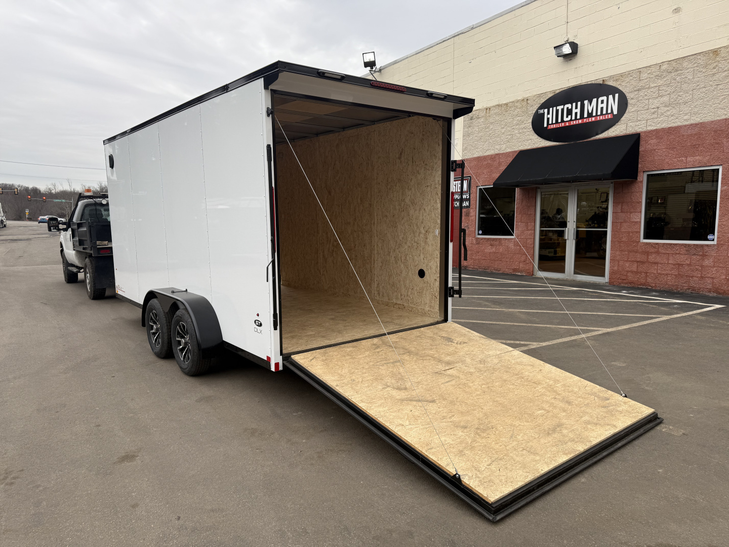 New 7 x 16 Look ST DLX Cargo Blackout Package 7k w/ Black Aluminum Wheels