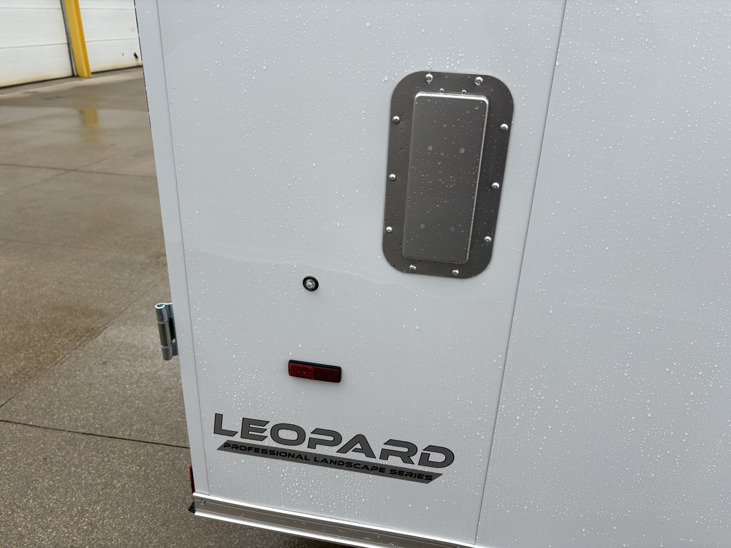 New 2026 Haul About Trailers 8.5'X18' LEOPARD W/LANDSCAPE PACKAGE Cargo / Enclosed Trailer