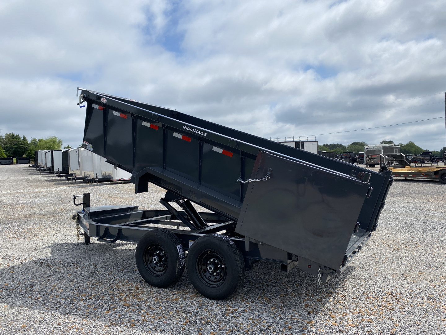 New 2026 Lamar Dump Trailer | 83" x 14' 14K GVWR