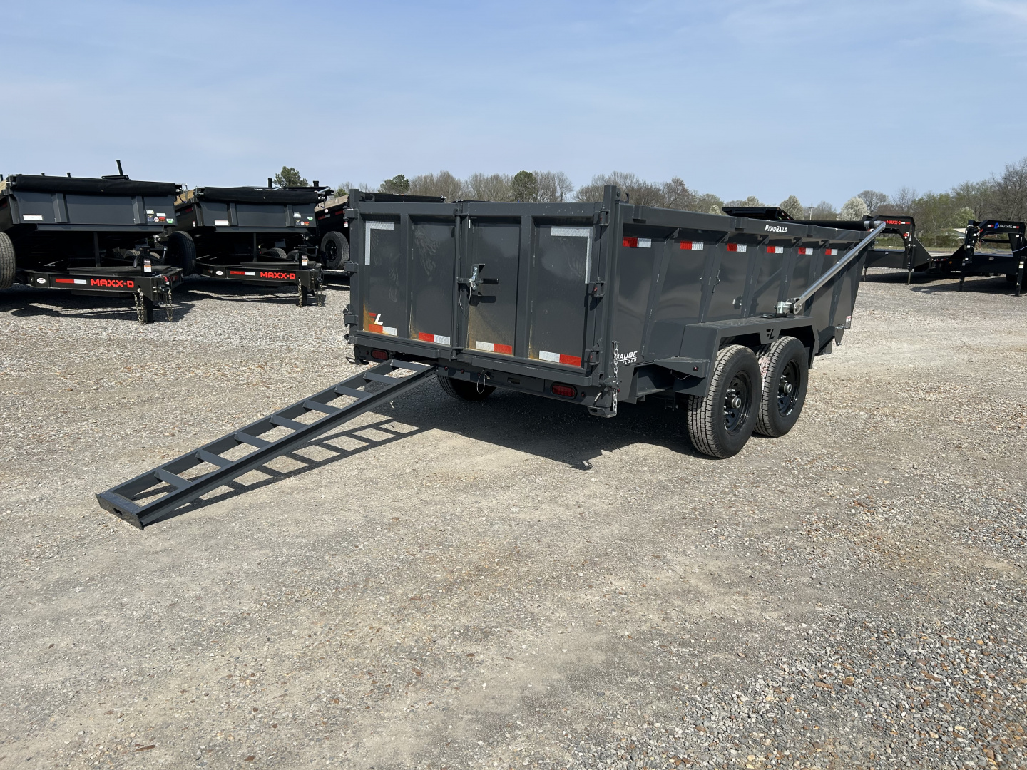 New 2026 Lamar Dump Trailer | 83" x 14' 14K GVWR