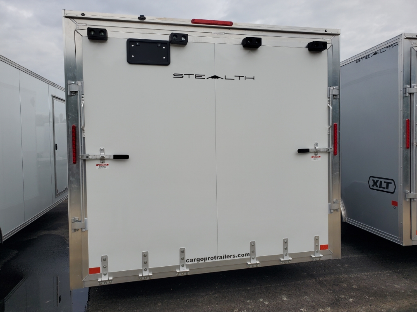 New 2026 ALCOM 8.5X16 TANDEM AXLE 7000 LB GVWR ALUMINUM CAR HAULER Car / Racing ENCLOSED CARGO Trailer WITH 6'10" INTERIOR HEIGHT, REAR RAMP DOOR, 1 PIECE ALUMINUM ROOF, 4 D-RINGS, SCREWLESS EXTERIROR