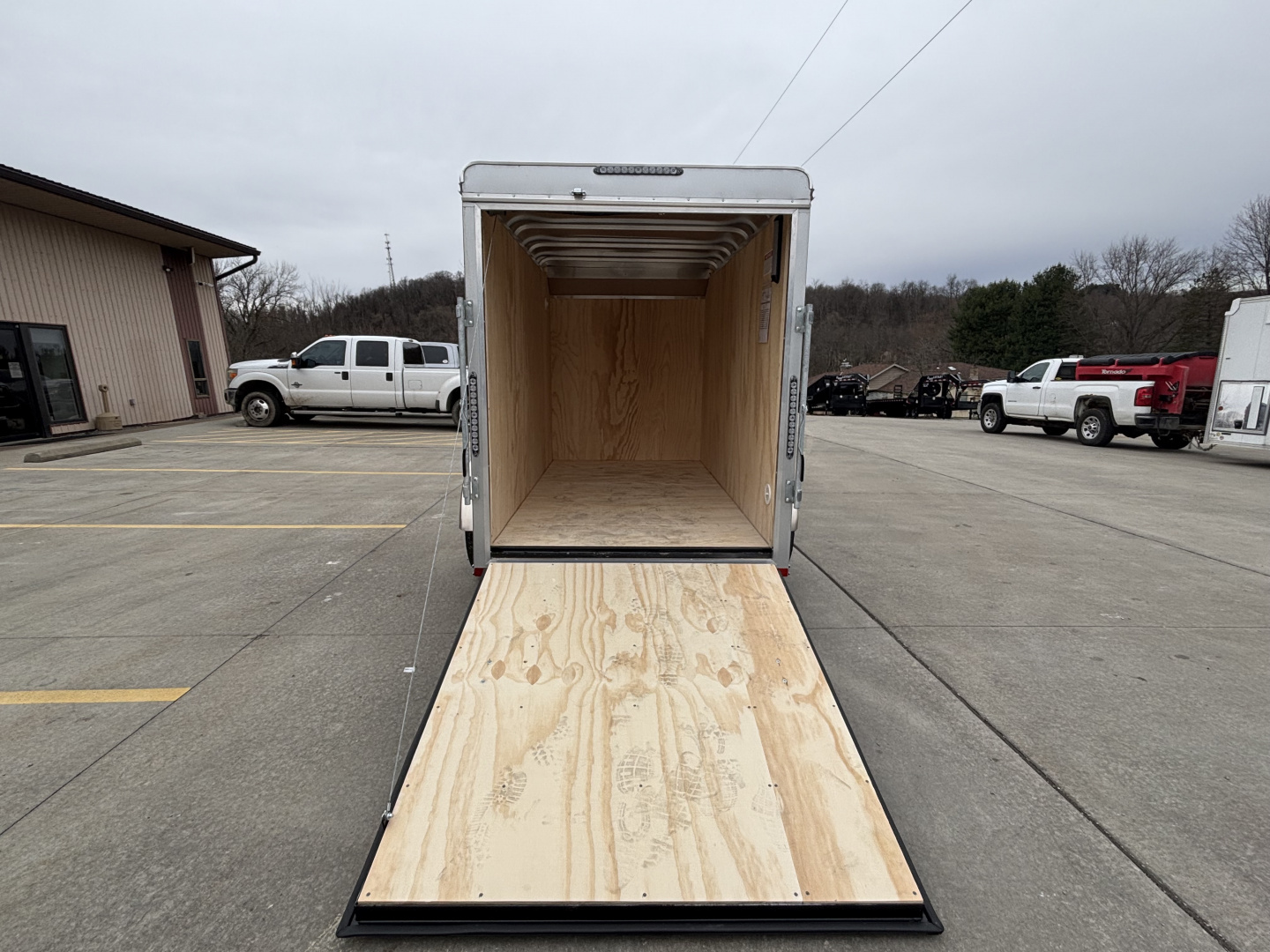 New 2026 Car Mate Trailers 5X10 Sportster Enclosed Trailer - Crystal White - 6" extra height - W/ Ramp Door - 2990# GVWR