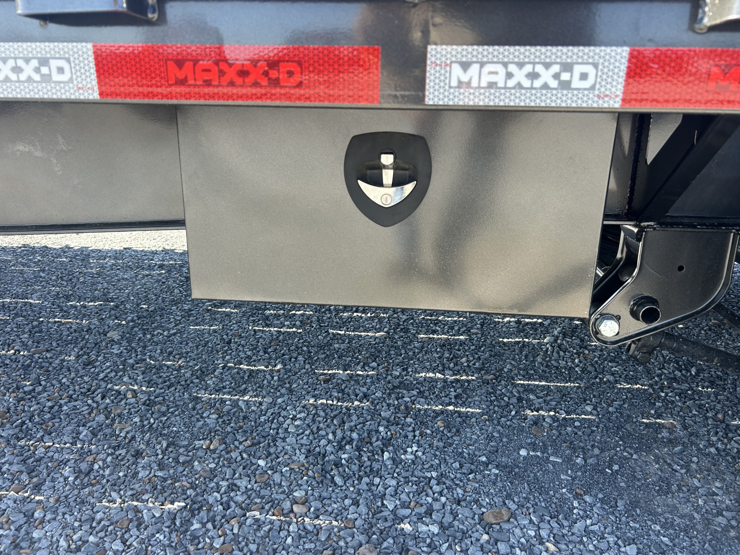 New 2026 MAXXD 102"X34' 40K *ENGINEERED FRAME* Gooseneck Flatbed Trailer