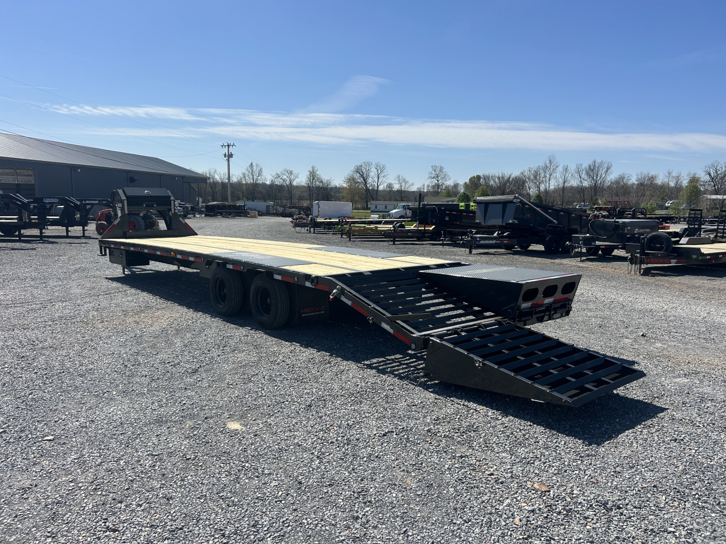 New 2026 MAXXD 102"X34' 40K *ENGINEERED FRAME* Gooseneck Flatbed Trailer