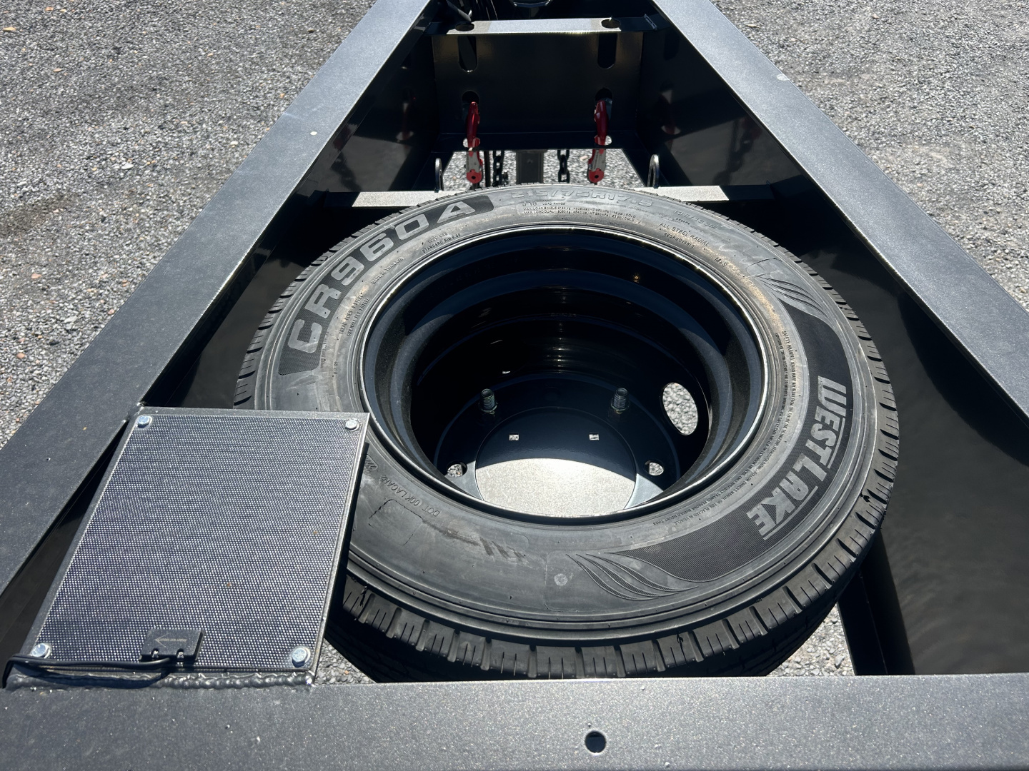 New 2026 MAXXD 102"X34' 40K *ENGINEERED FRAME* Gooseneck Flatbed Trailer