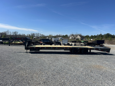 New 2026 MAXXD 102"X34' 40K *ENGINEERED FRAME* Gooseneck Flatbed Trailer