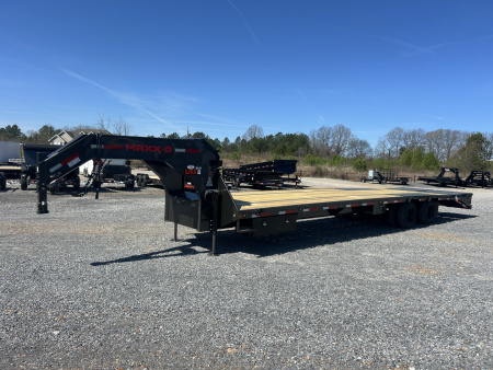 New 2026 MAXXD 102 X34' 40K *ENGINEERED FRAME* Gooseneck Flatbed Trailer