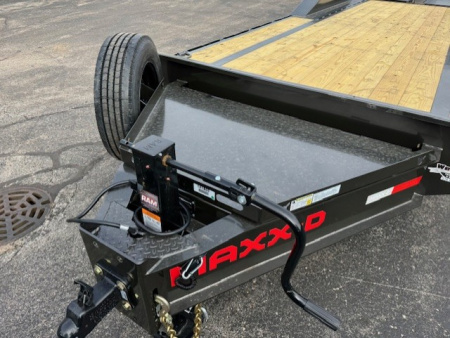 New 2026 MAXX-D H9X10224 Equipment Trailer