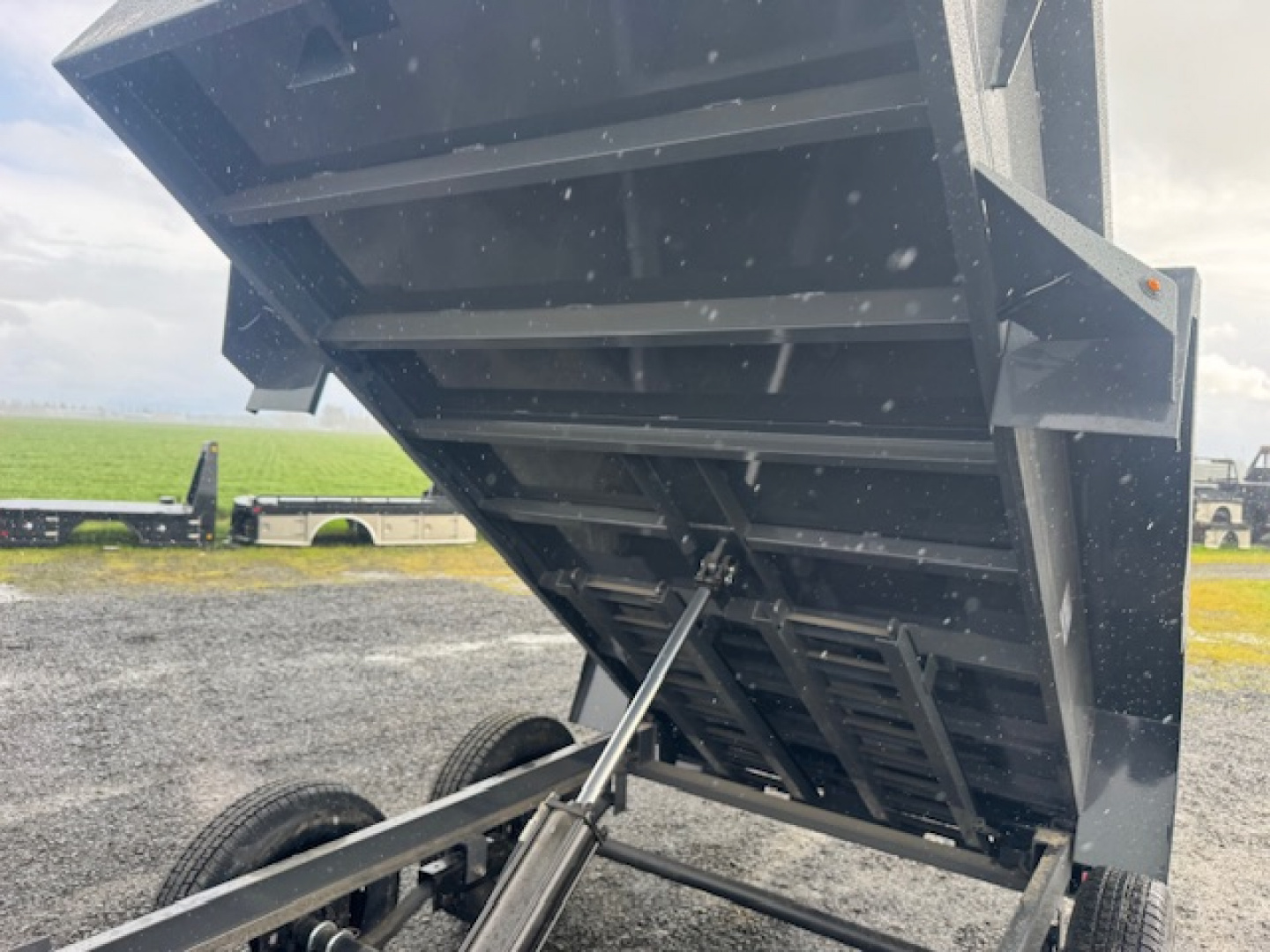 New 2026 LAMAR TRAILERS 60" x 10' DS23 Tandem Axle 7K Dump Trailer 18"SIDES