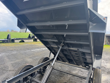 New 2026 LAMAR TRAILERS 60" x 10' DS23 Tandem Axle 7K Dump Trailer 18" SIDES