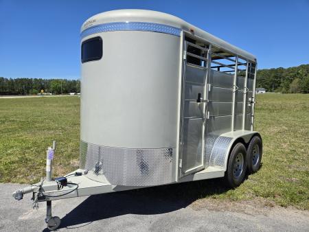 New 2026 Calico Trailers CAL2HSK Horse Trailer