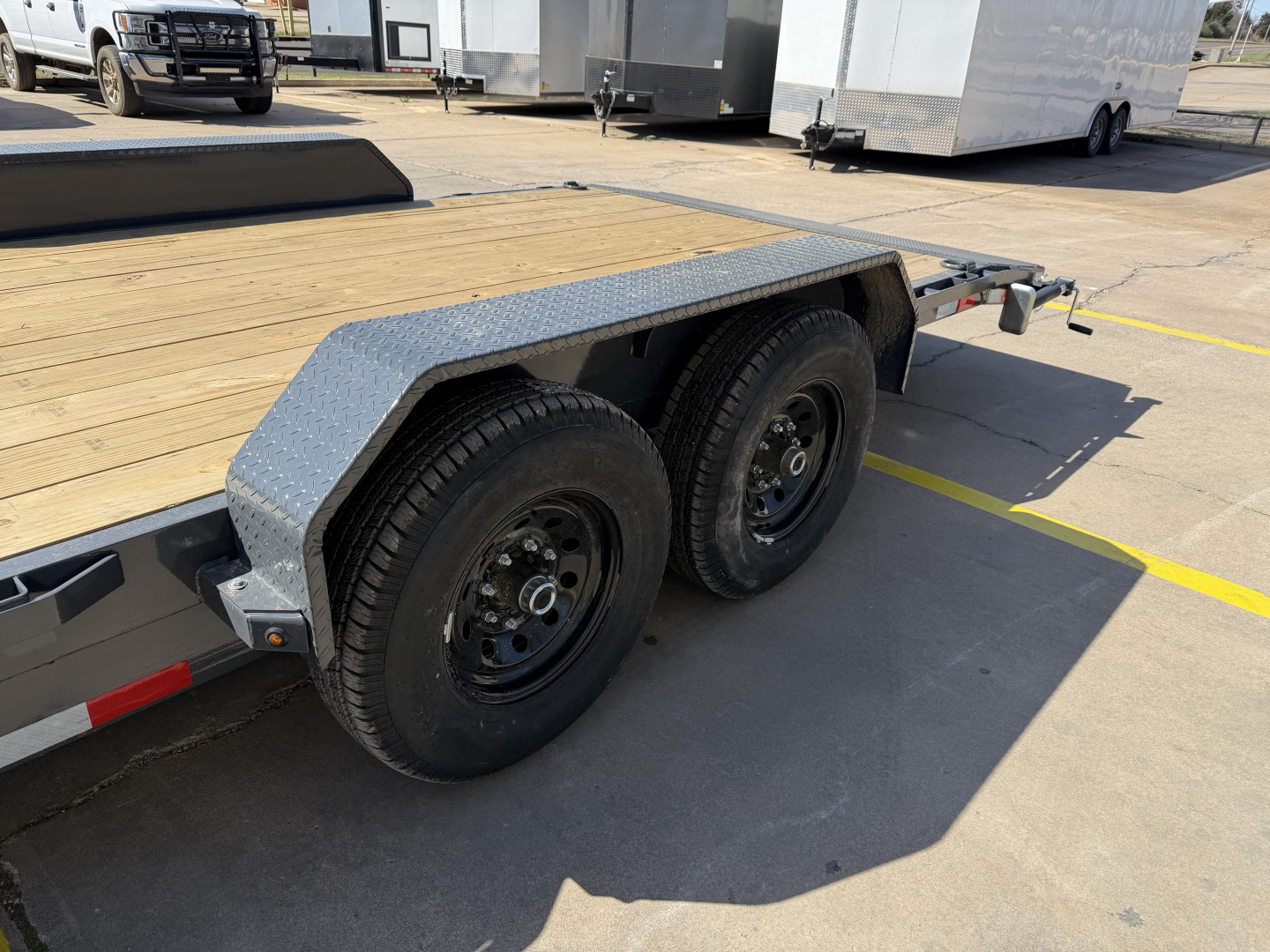 New #148136 2026 LAMAR H6 22 X 83 TANDEM AXLE 14K EQUIPMENT HAULER W/ SLIDE IN RAMPS