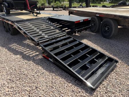 New 2026 Ironman Trailers 16DOGN30 Deckover Trailer
