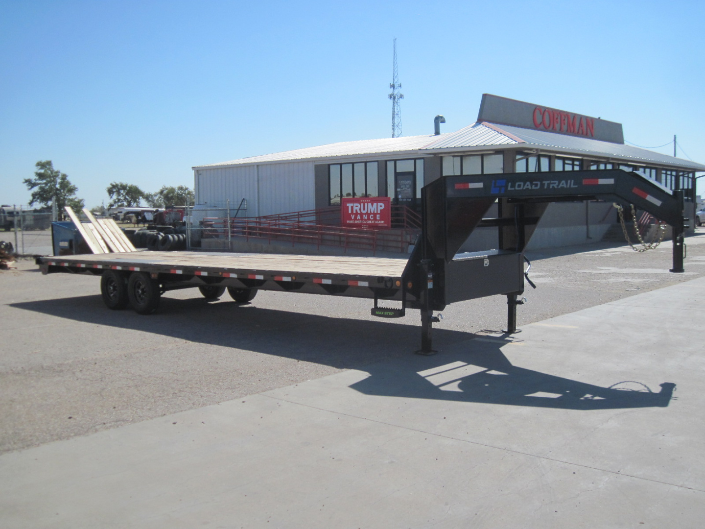 New 2024 Load Trail 102x30 GN Flatbed 14k