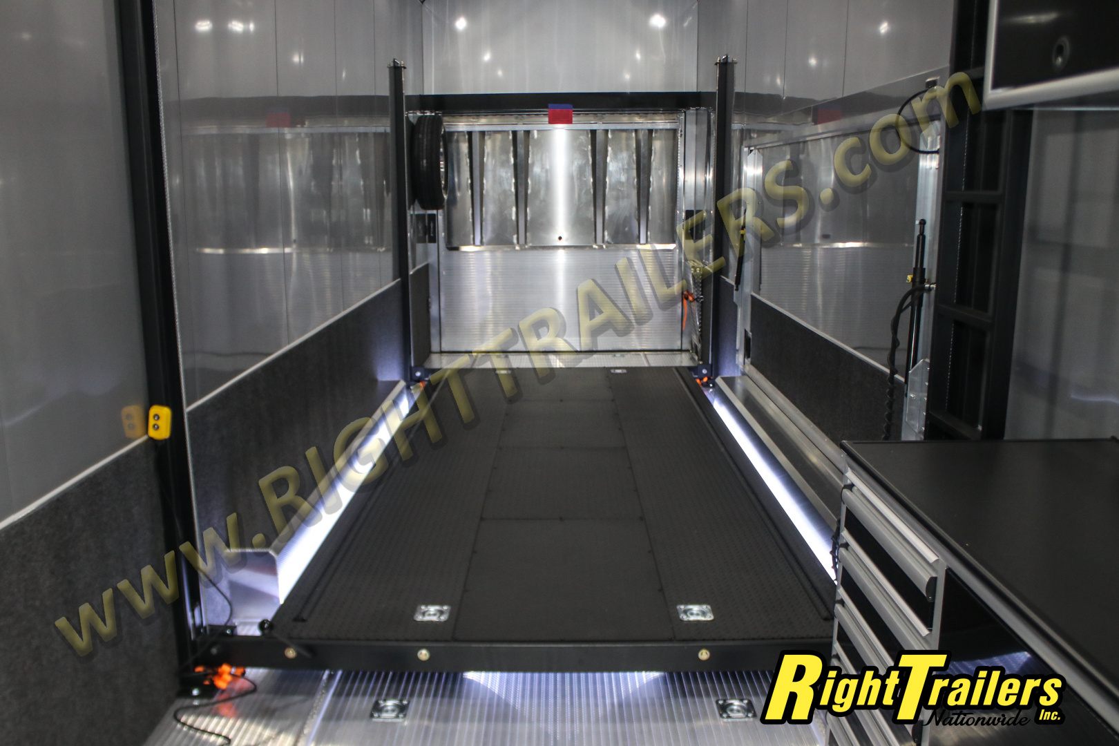 New 2026 8.5X32 iNTech STACKER