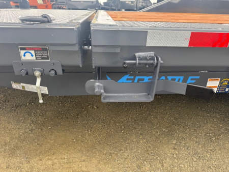 New 2026 VERSATILE TRAILERS 7X20 SF204T-20K Tilt Trailer