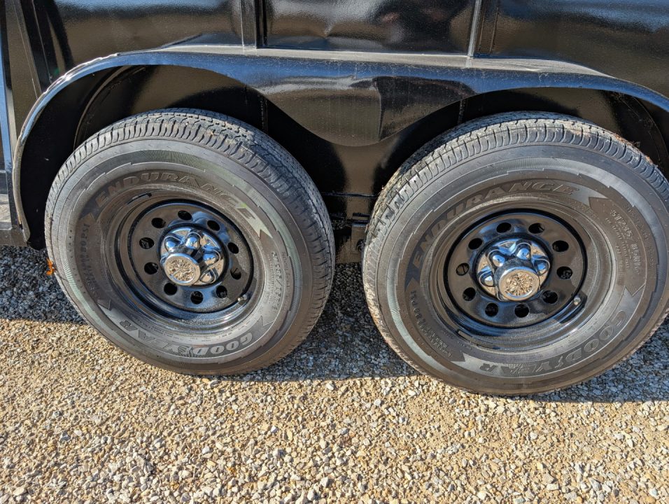 Used 1992 Chaparral Livestock Trailer