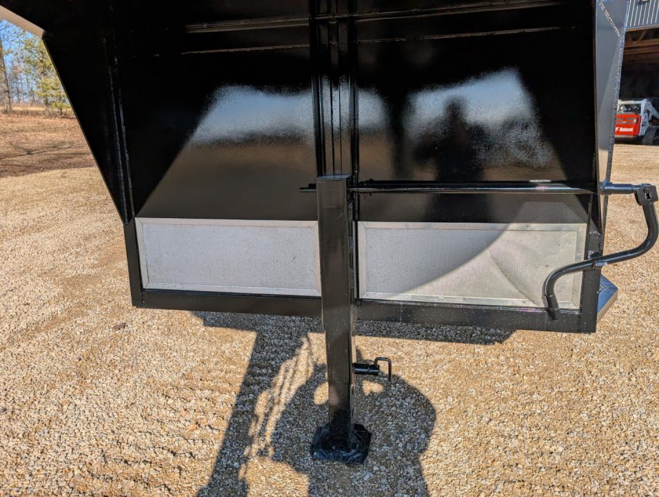 Used 1992 Chaparral Livestock Trailer