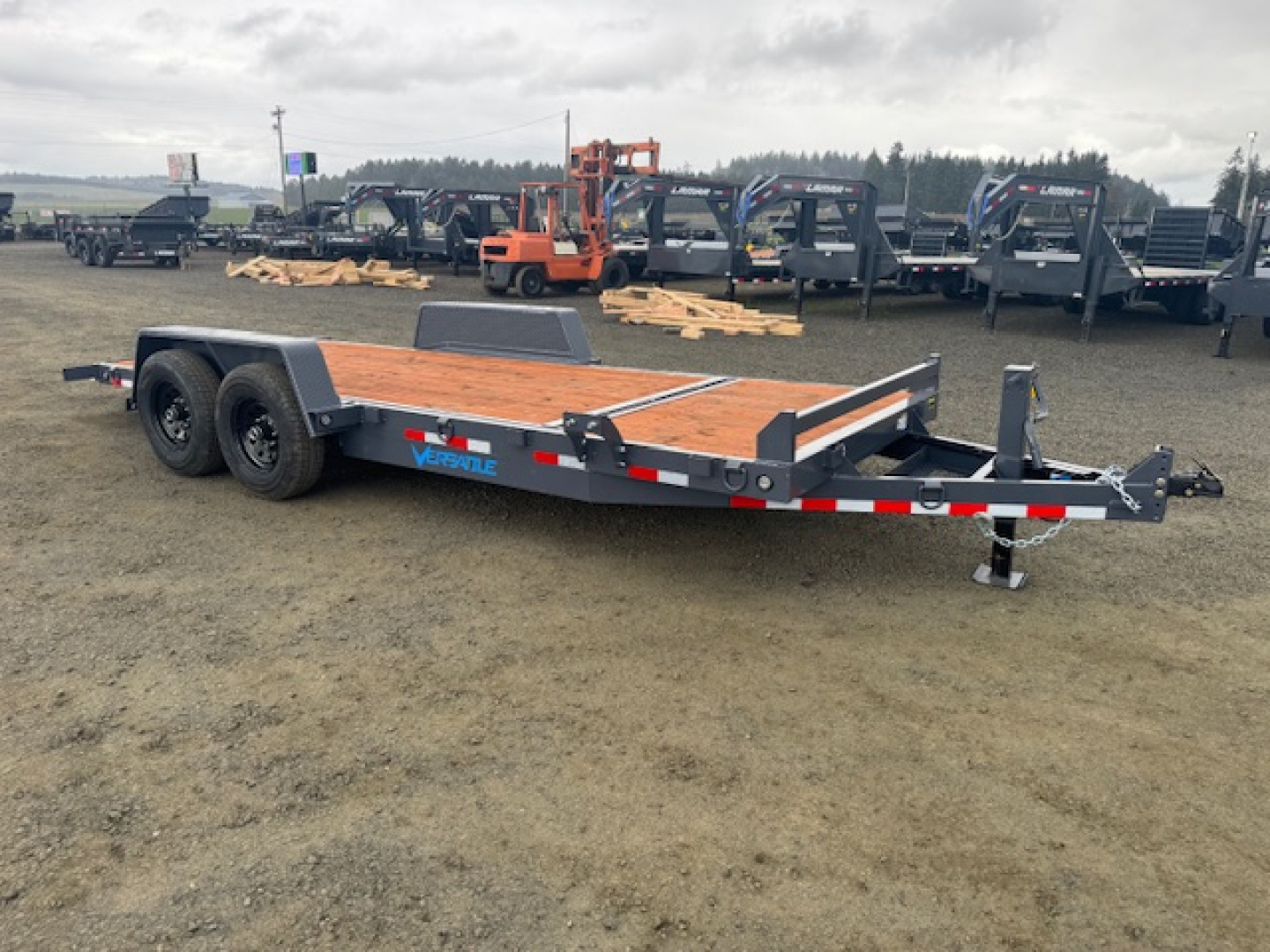 New 2026 VERSATILE TRAILERS 7X20 SF204T-14K Tilt Trailer