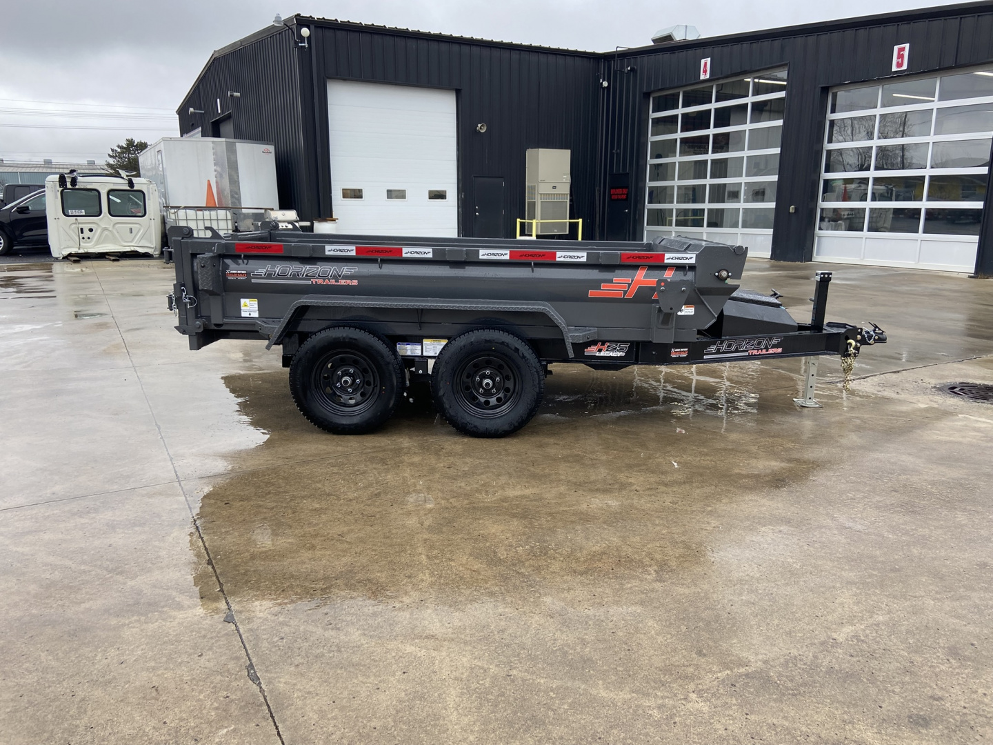 New Horizon 10'X60X18" BP Dump Trailer