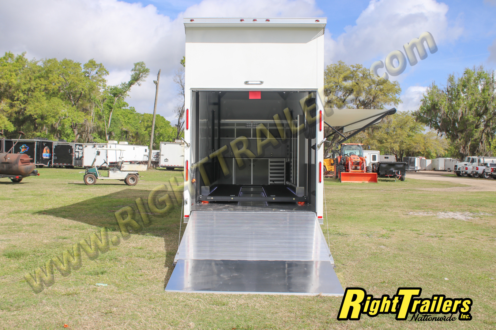 New 2026 8.5X32 inTech Stacker