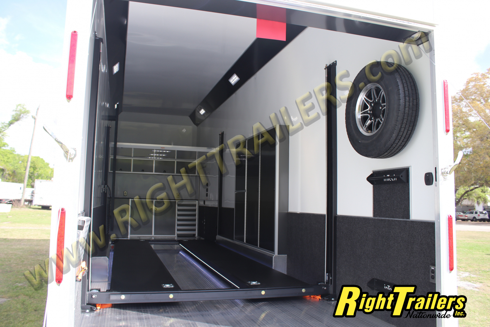 New 2026 8.5X32 inTech Stacker