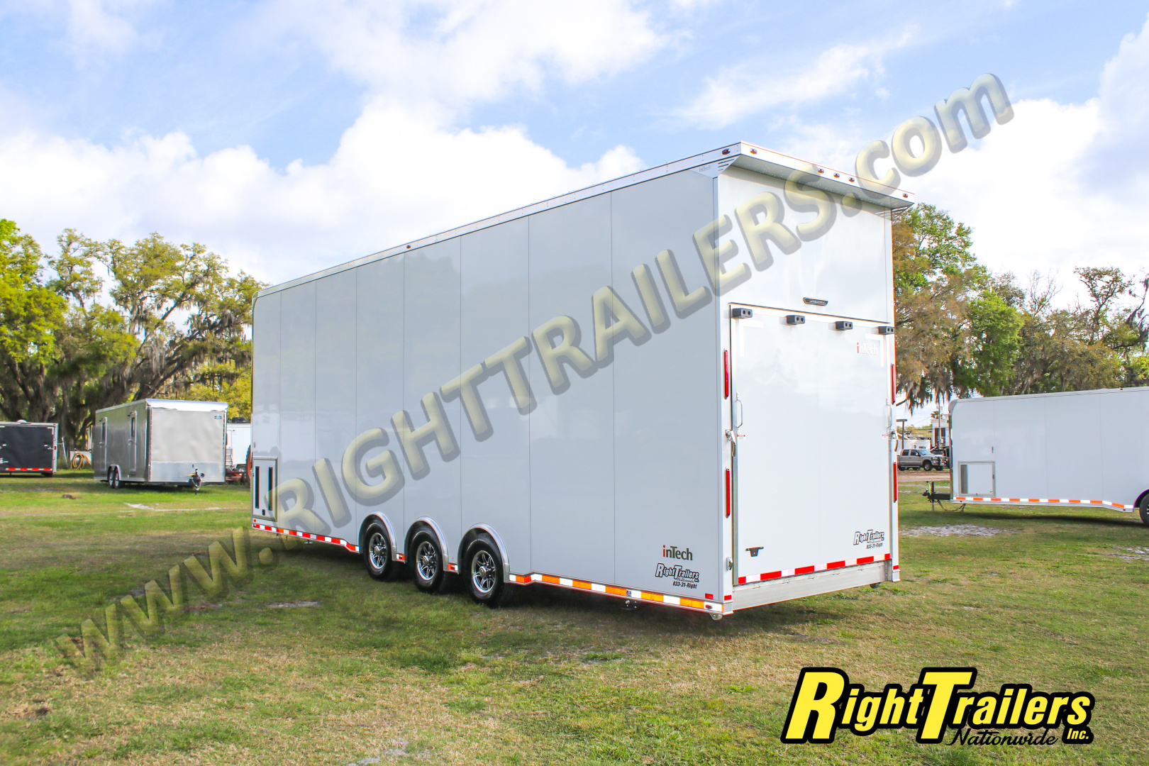 New 2026 8.5X32 inTech Stacker