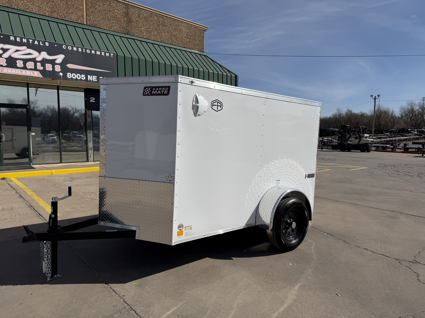 New #097601 2026 FOREST RIVER SA 5 X 8 SINGLE AXLE 3K ENCLOSED W/ REAR RAMP DOOR