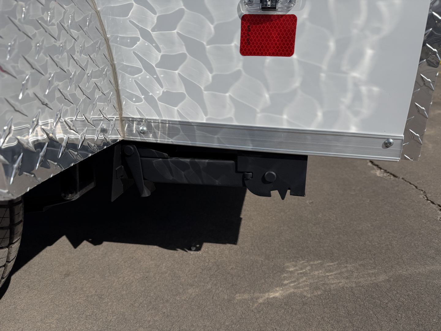 New #097601 2026 FOREST RIVER SA 5 X 8 SINGLE AXLE 3K ENCLOSED W/ REAR RAMP DOOR