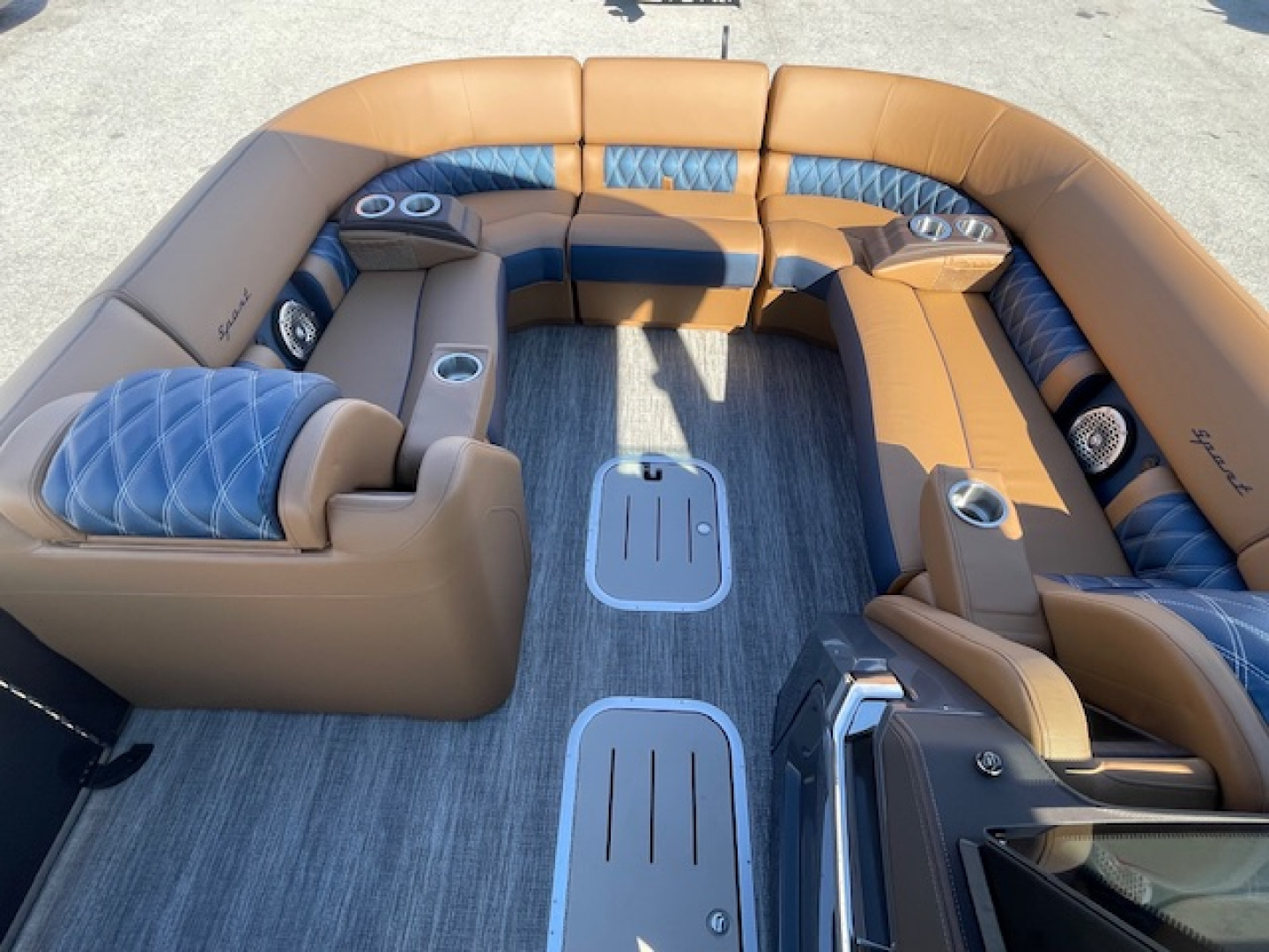 New 2026 Bennington 23 RSBA TRITOON Pontoon Boat