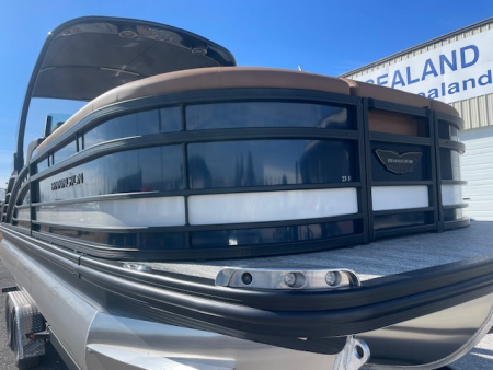New 2026 Bennington 23 RSBA TRITOON Pontoon Boat
