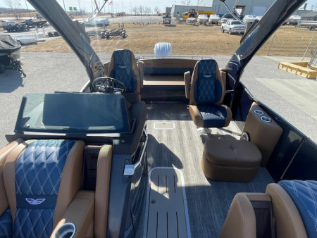 New 2026 Bennington 23 RSBA TRITOON Pontoon Boat