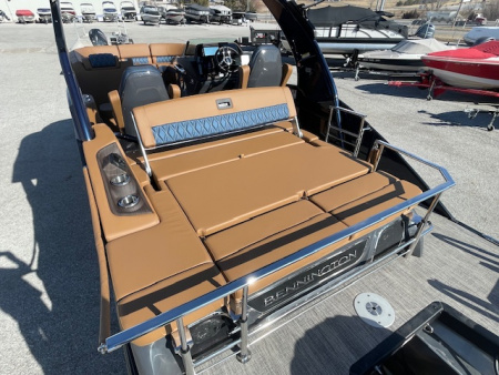 New 2026 Bennington 23 RSBA TRITOON Pontoon Boat