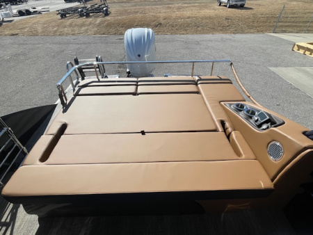 New 2026 Bennington 23 RSBA TRITOON Pontoon Boat