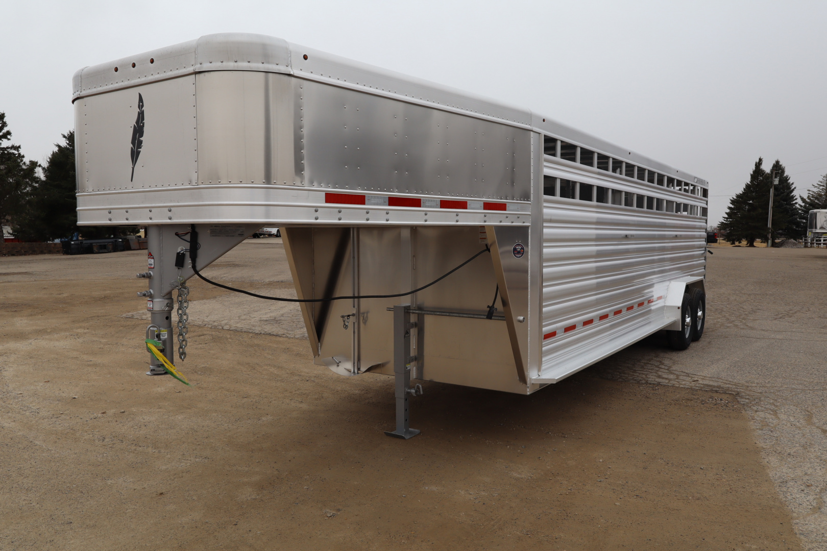 New 2026 Featherlite Trailers 24' Stock Stock / Stock Combo Trailer