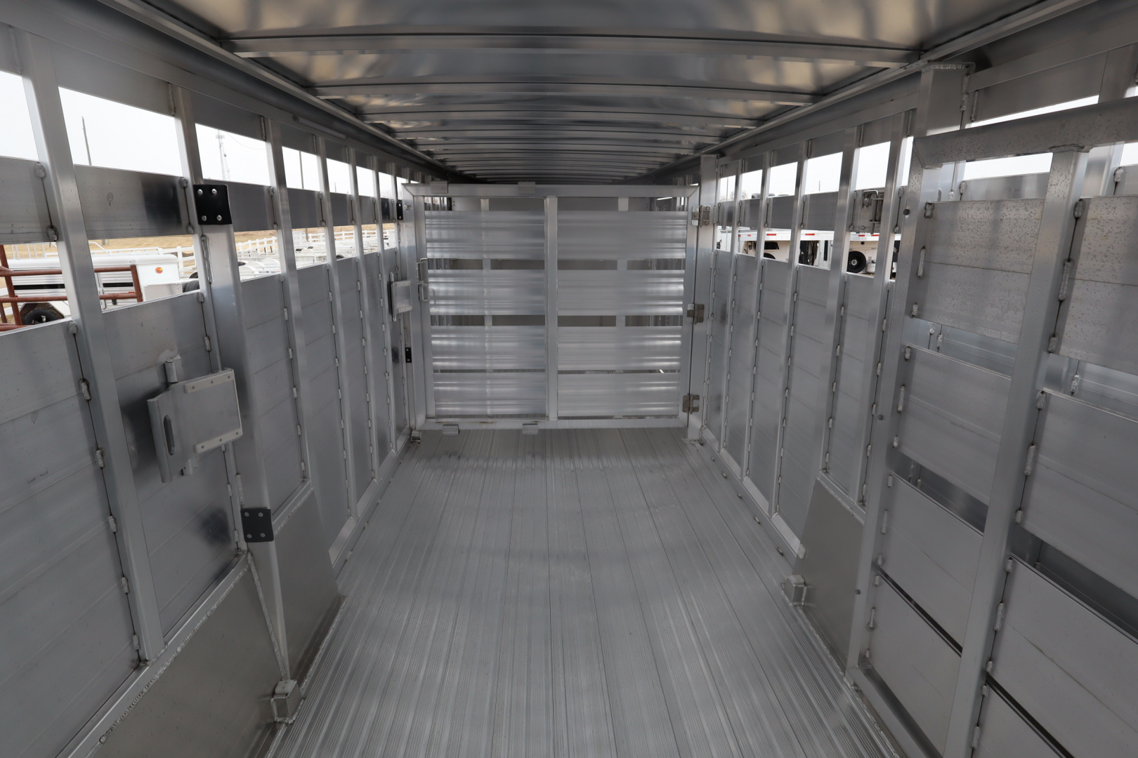 New 2026 Featherlite Trailers 24' Stock Stock / Stock Combo Trailer