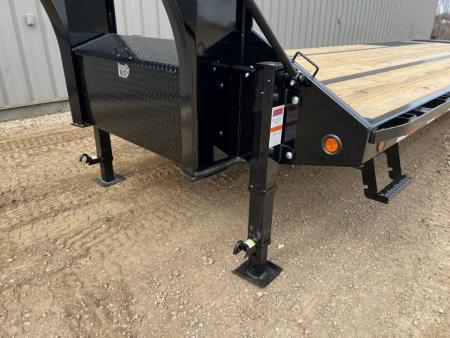 New 2026 PJ Trailers 32' LD Gooseneck 10K's Flatbed Trailer