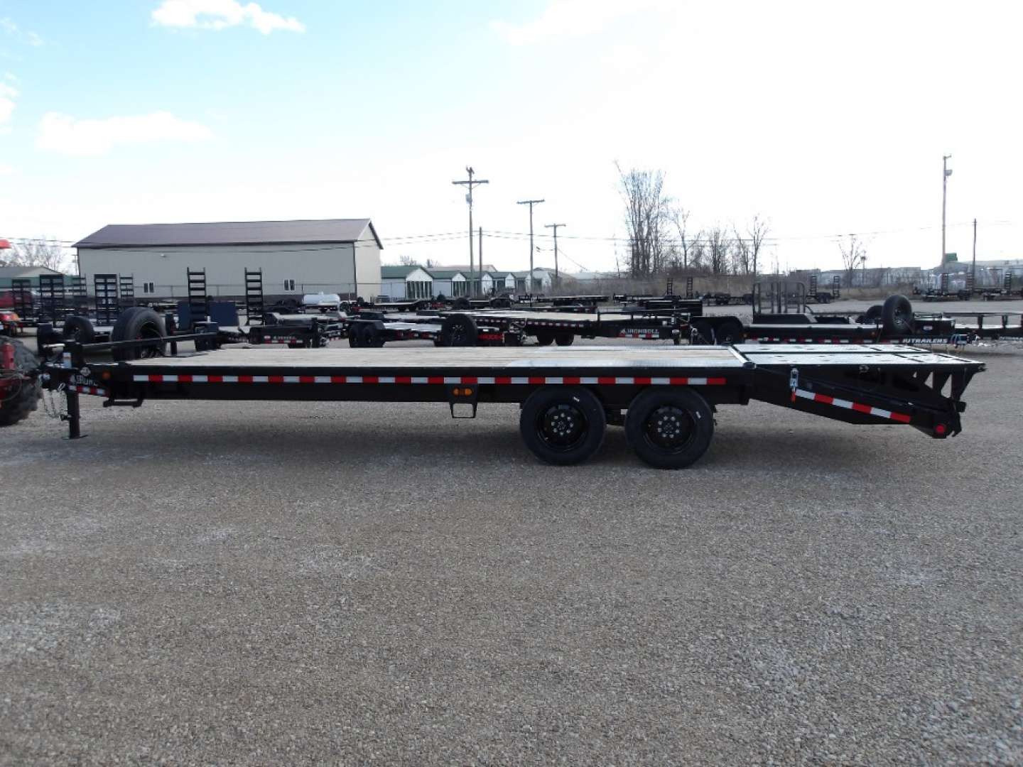 New 2026 Iron Bull FDP0225082 Deckover Trailer
