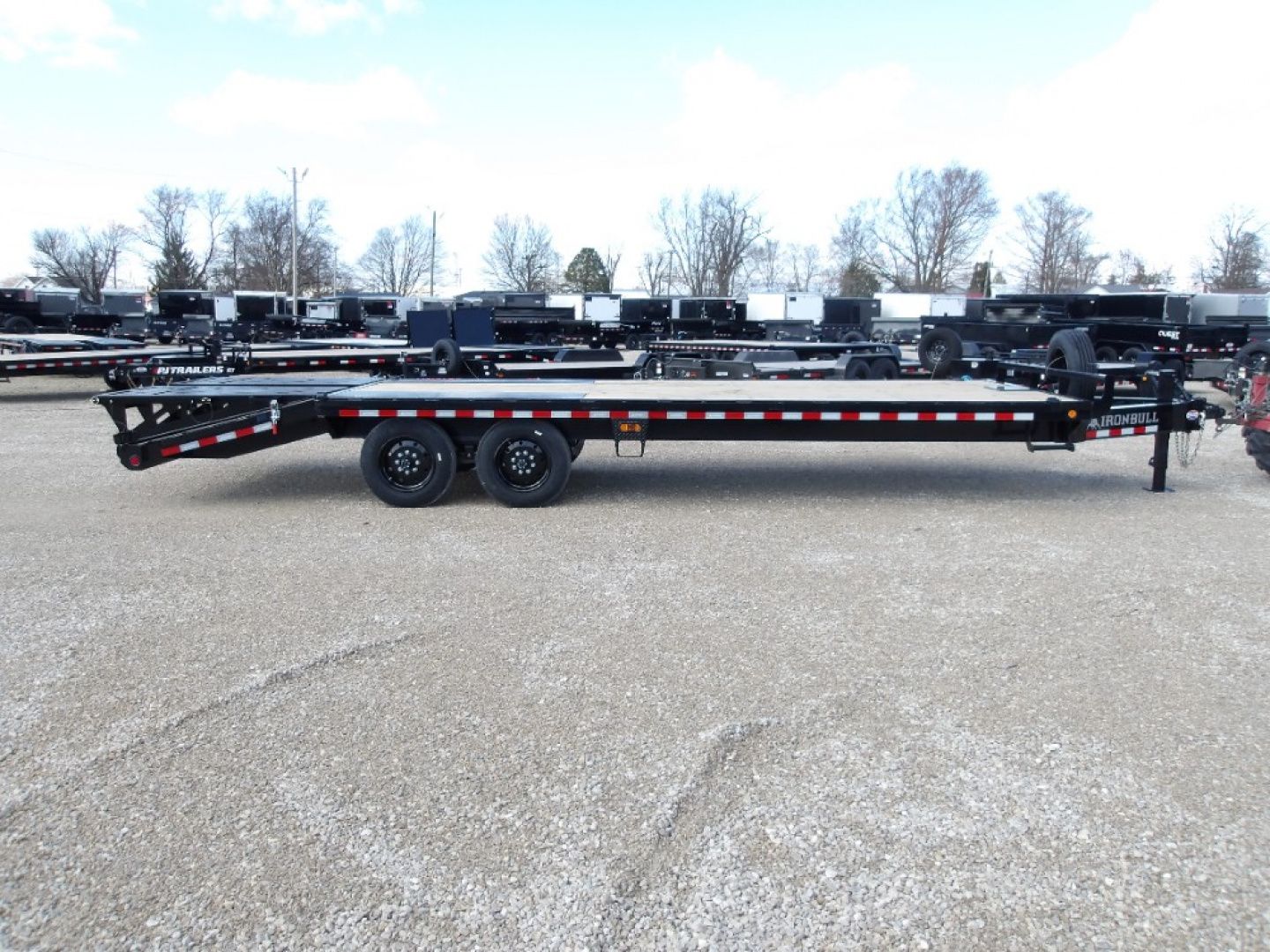 New 2026 Iron Bull FDP0225082 Deckover Trailer