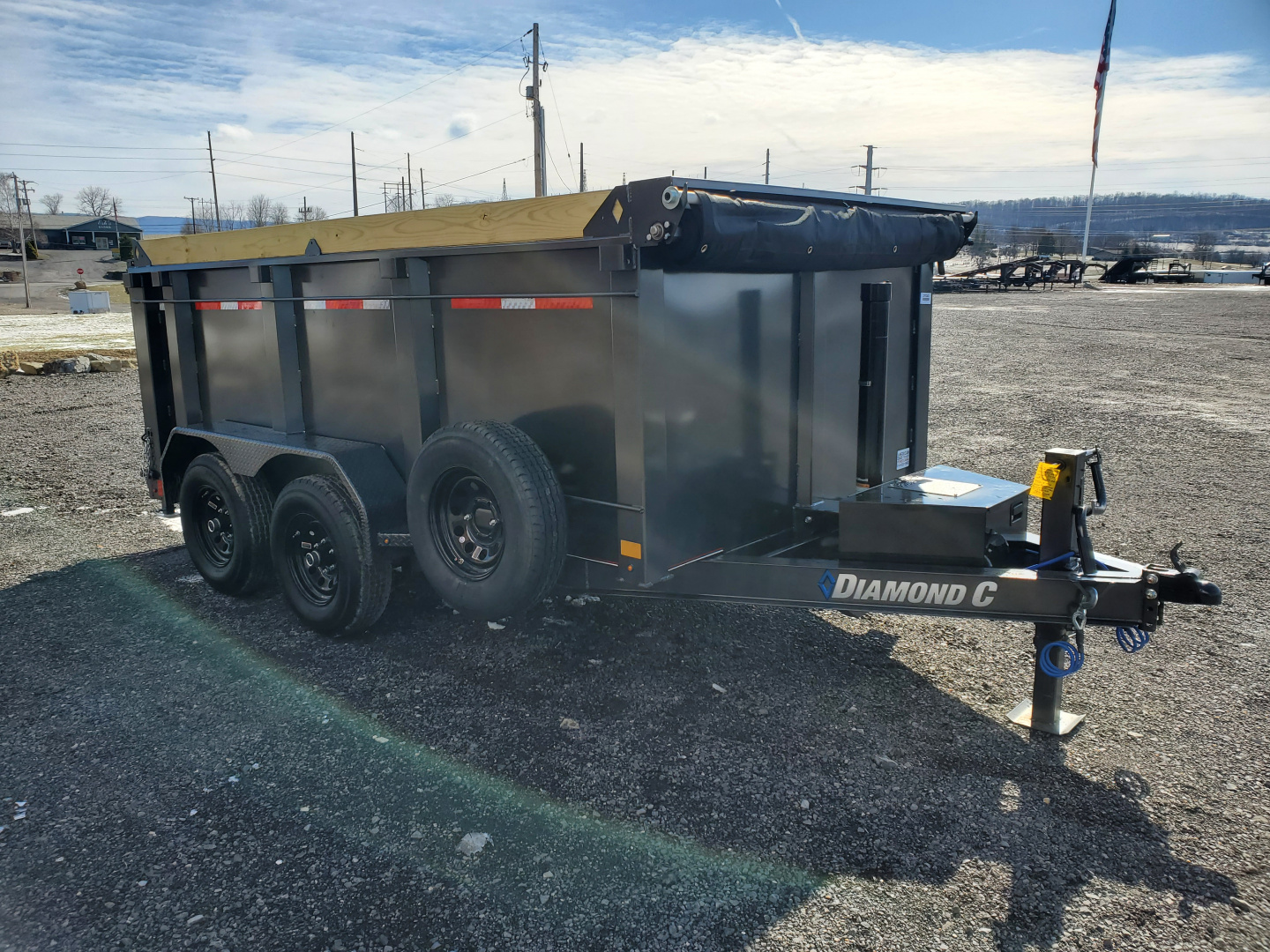 New 2026 Diamond C Trailers MDT206 Pacesetter Edition / 77"x 12' / 9890 GVWR