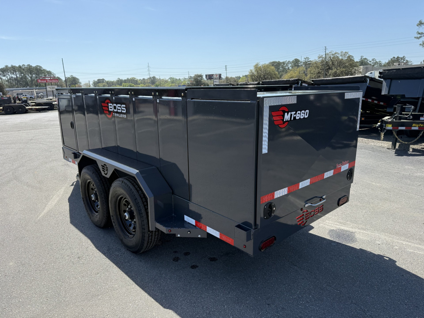 New MT660072 BOSS TRAILERS 660 GALLON MULTI TANK NO-HAZMAT FUEL TRAILER
