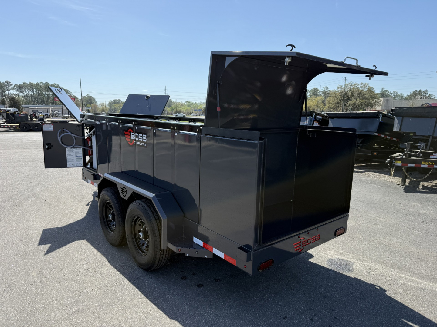 New MT660072 BOSS TRAILERS 660 GALLON MULTI TANK NO-HAZMAT FUEL TRAILER