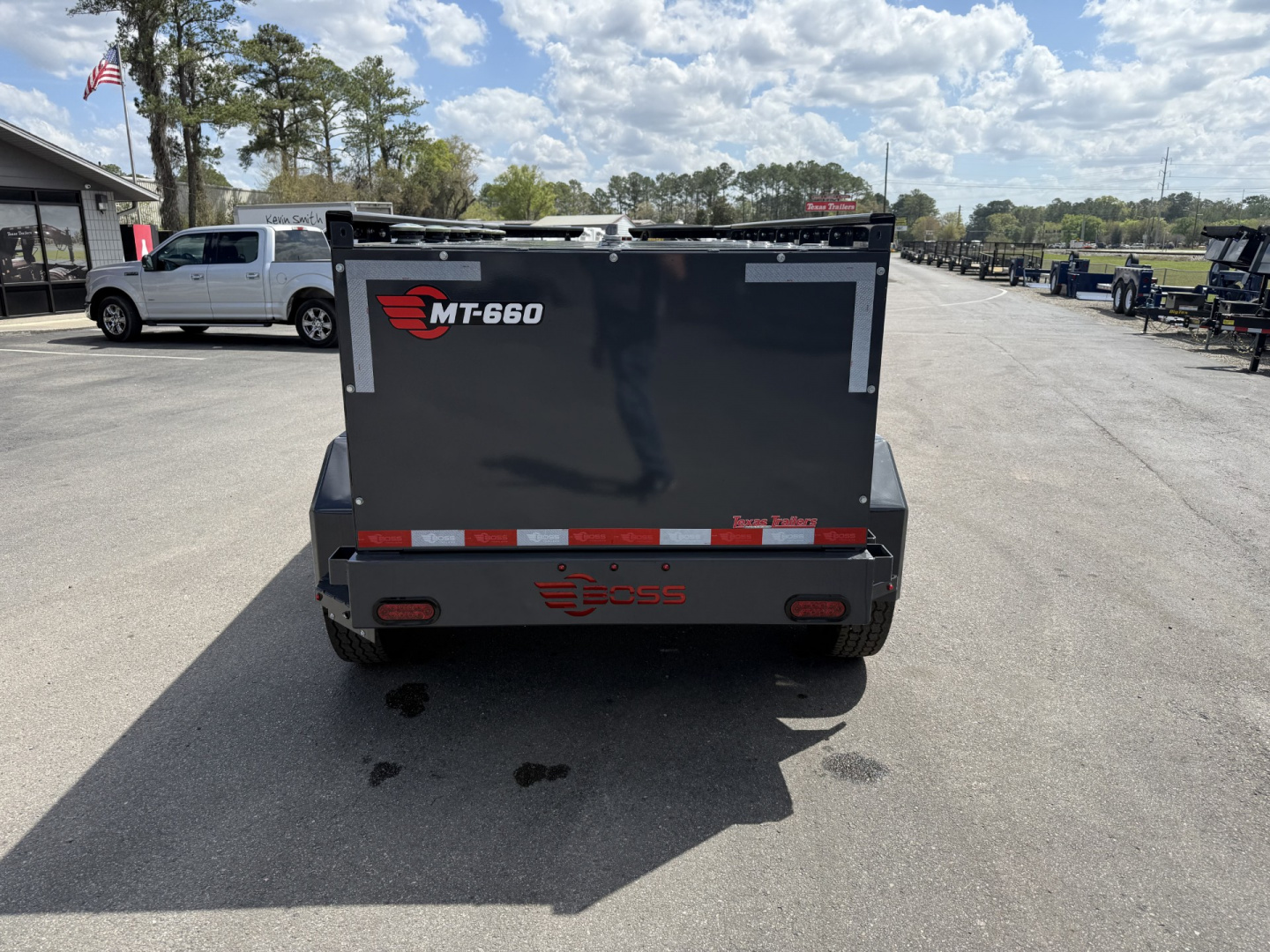 New MT660072 BOSS TRAILERS 660 GALLON MULTI TANK NO-HAZMAT FUEL TRAILER