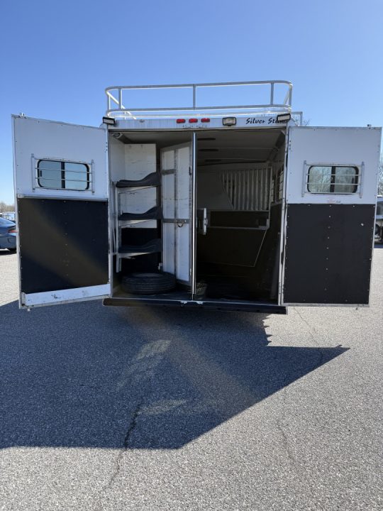 Used 2004 Silver Star 8312 Horse Trailer