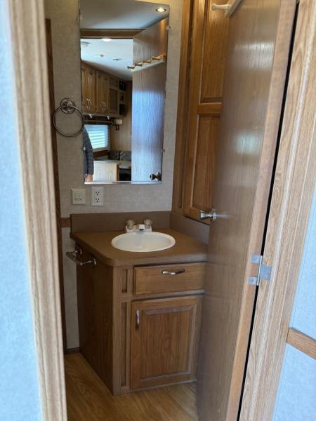 Used 2004 Silver Star 8312 Horse Trailer