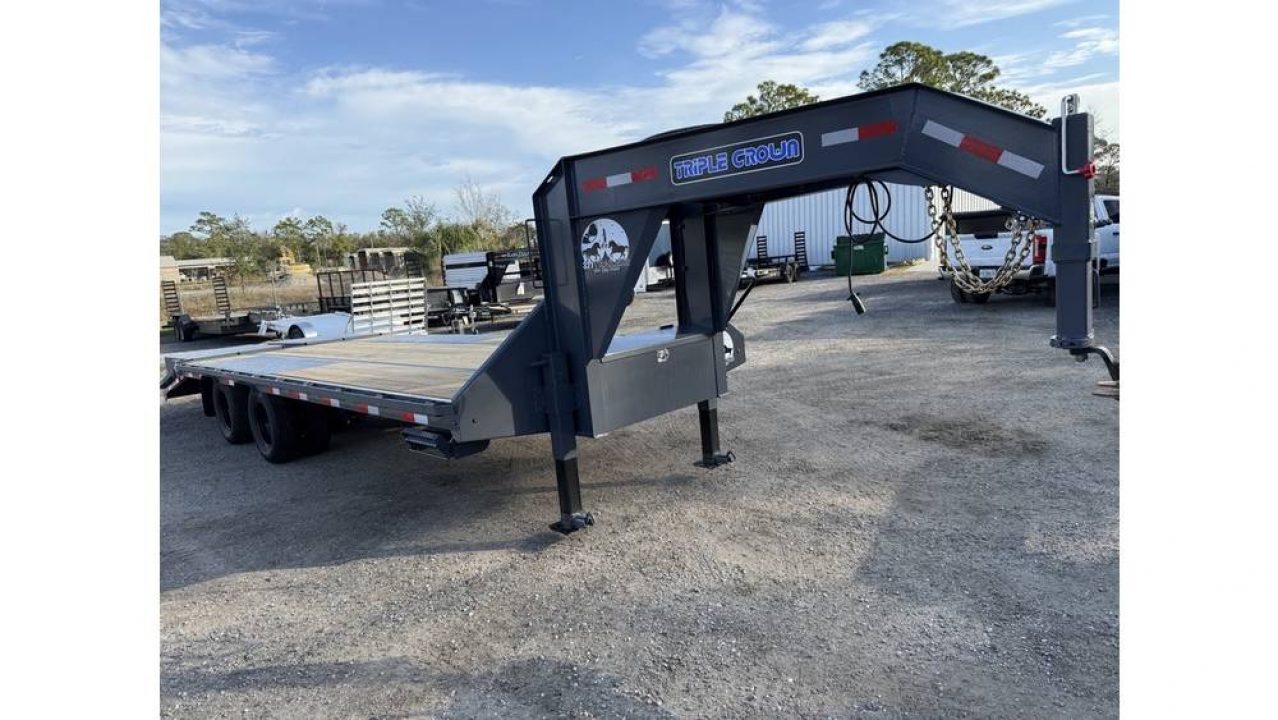 New 2026 Triple Crown Trailers 25' Gooseneck Trailer for Sale – 23,500 GVWR | 25' + 5' Dovetail & Deck-Level Ramps | Heavy Duty Equipment Trailer