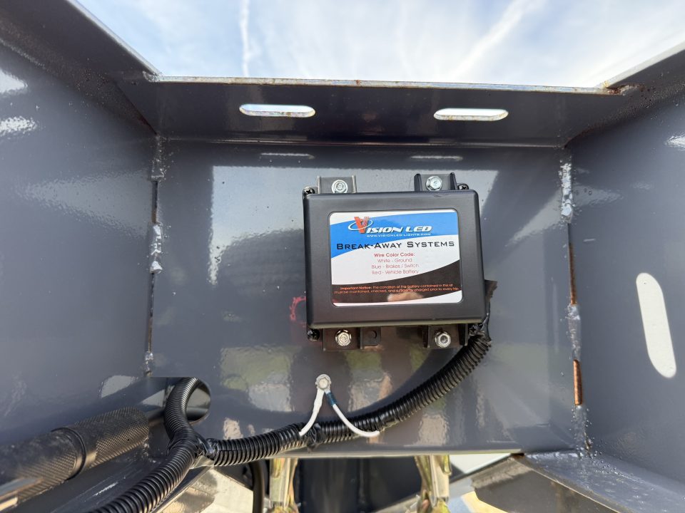 New 2026 Triple Crown Trailers 25FT (20+5) Gooseneck Equipment Trailer – Dovetail w/ Mega Ramps