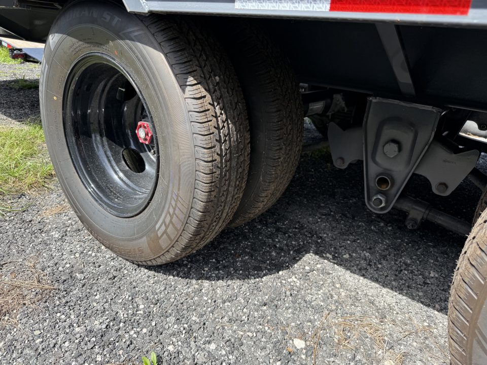 New 2026 Triple Crown Trailers 25FT (20+5) Gooseneck Equipment Trailer – Dovetail w/ Mega Ramps